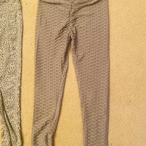 Workout pants and onsy - Picture 6 of 9